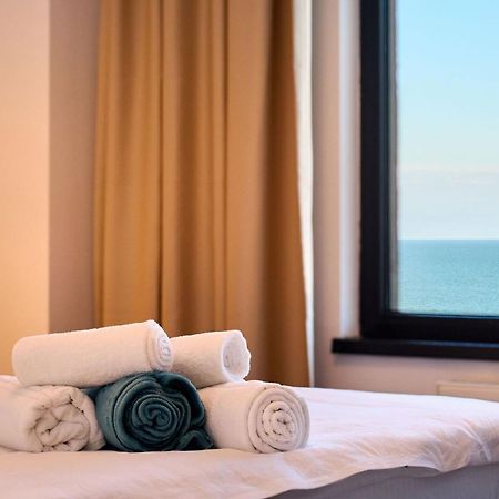 Apartament Summerland Vedere La Mare Mamaia Exteriör bild