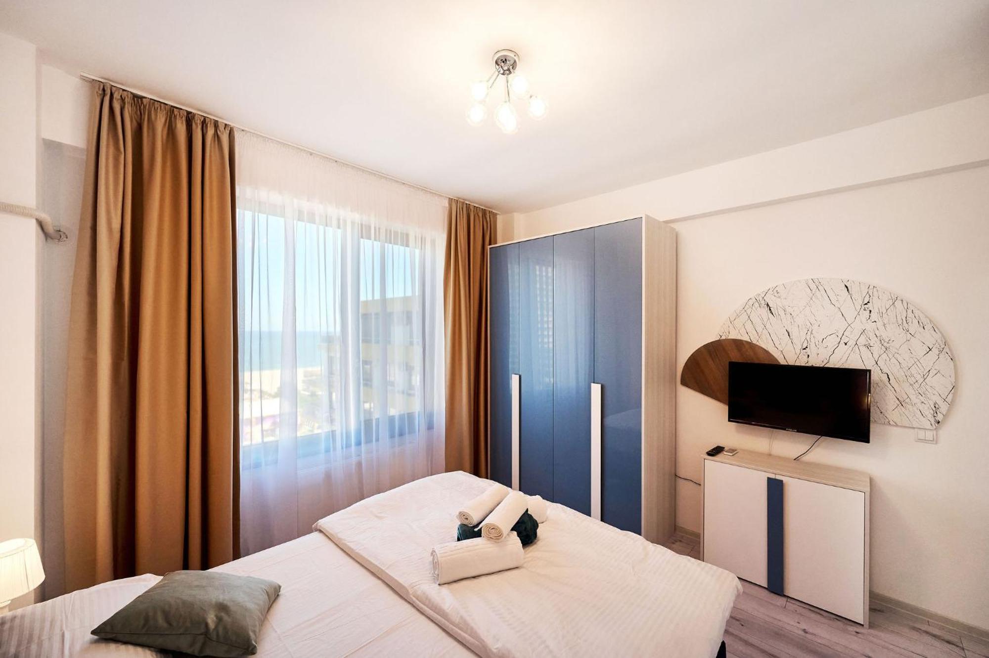 Apartament Summerland Vedere La Mare Mamaia Exteriör bild