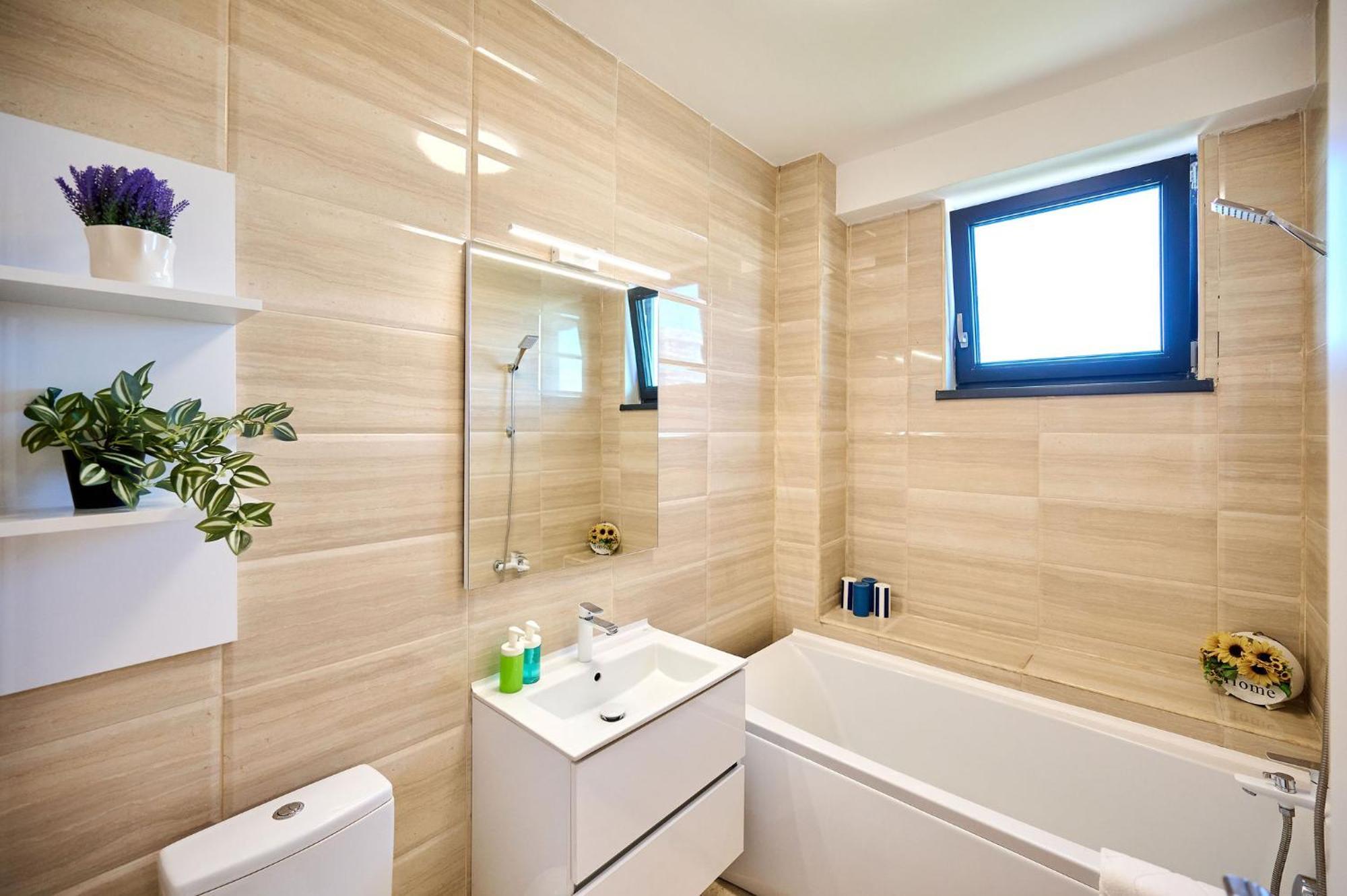 Apartament Summerland Vedere La Mare Mamaia Exteriör bild