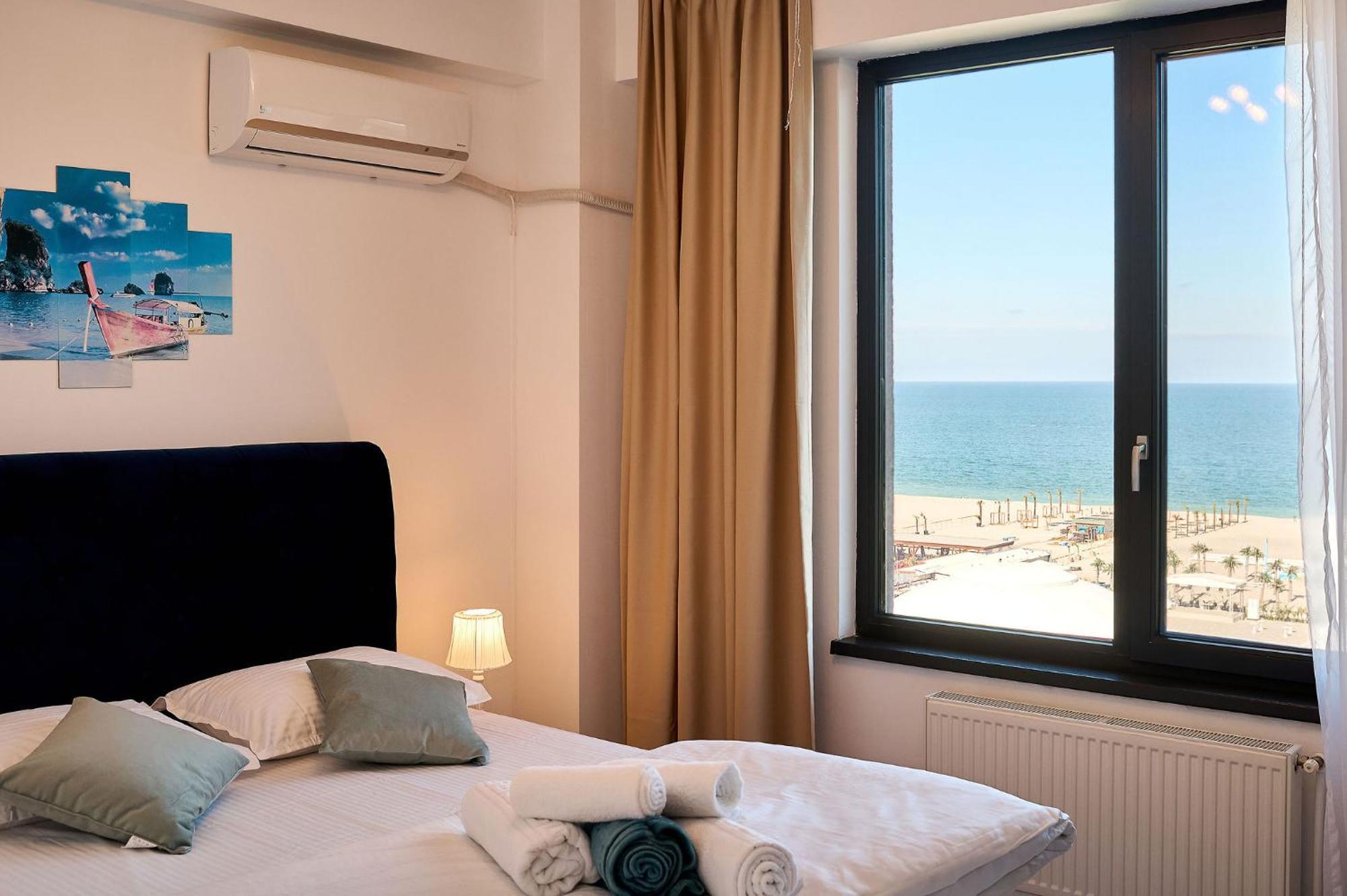 Apartament Summerland Vedere La Mare Mamaia Exteriör bild