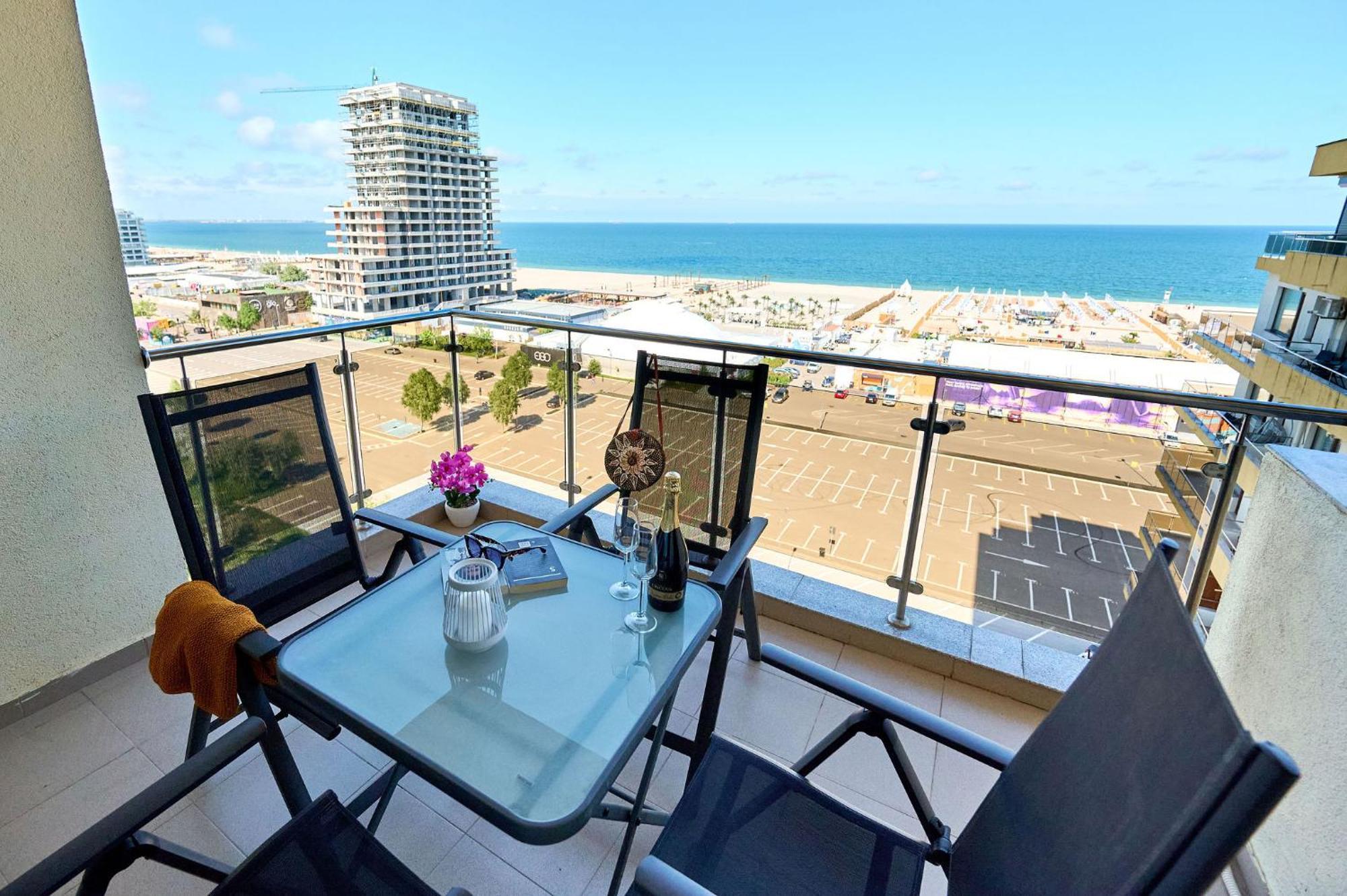 Apartament Summerland Vedere La Mare Mamaia Exteriör bild