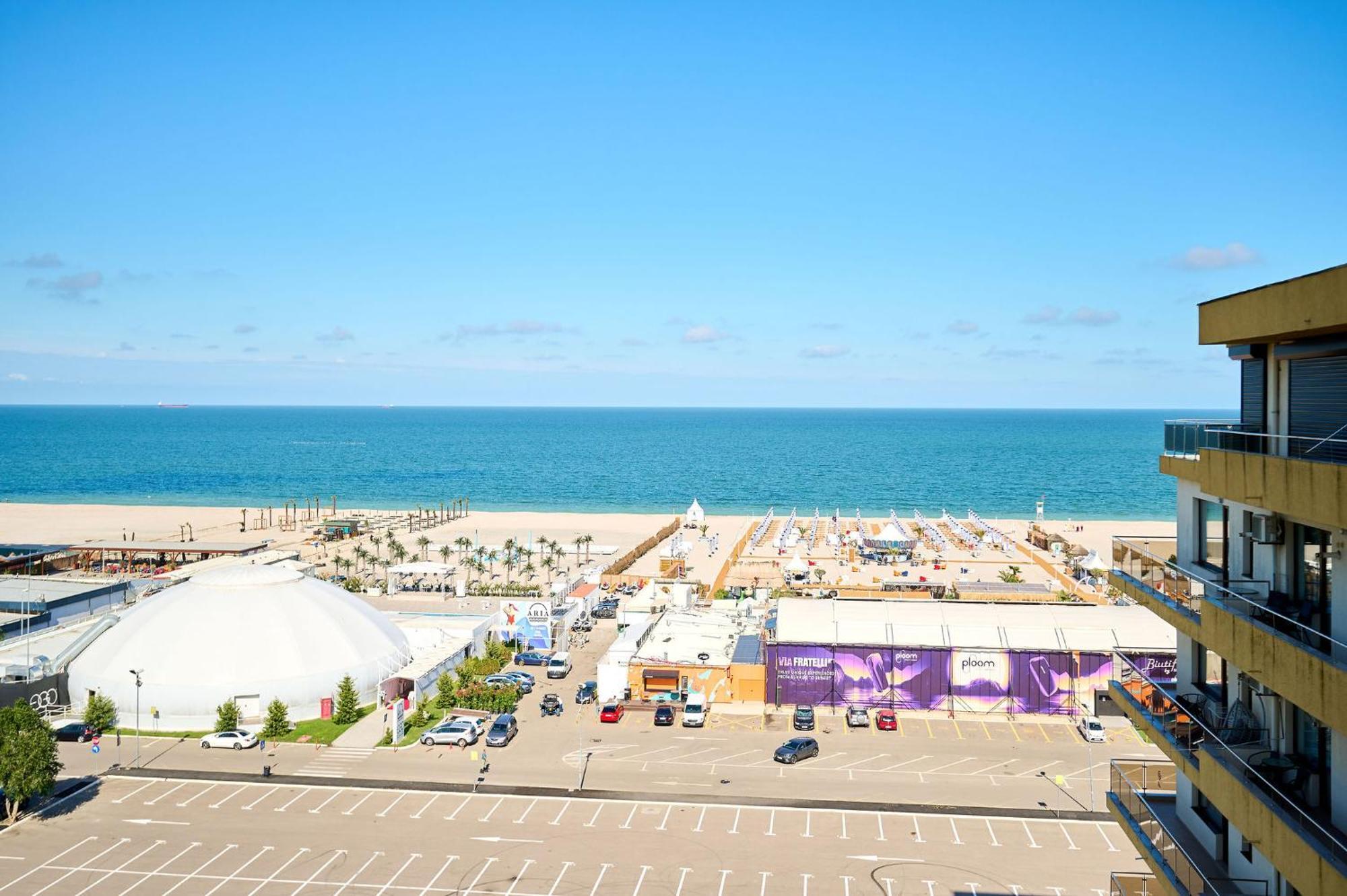 Apartament Summerland Vedere La Mare Mamaia Exteriör bild